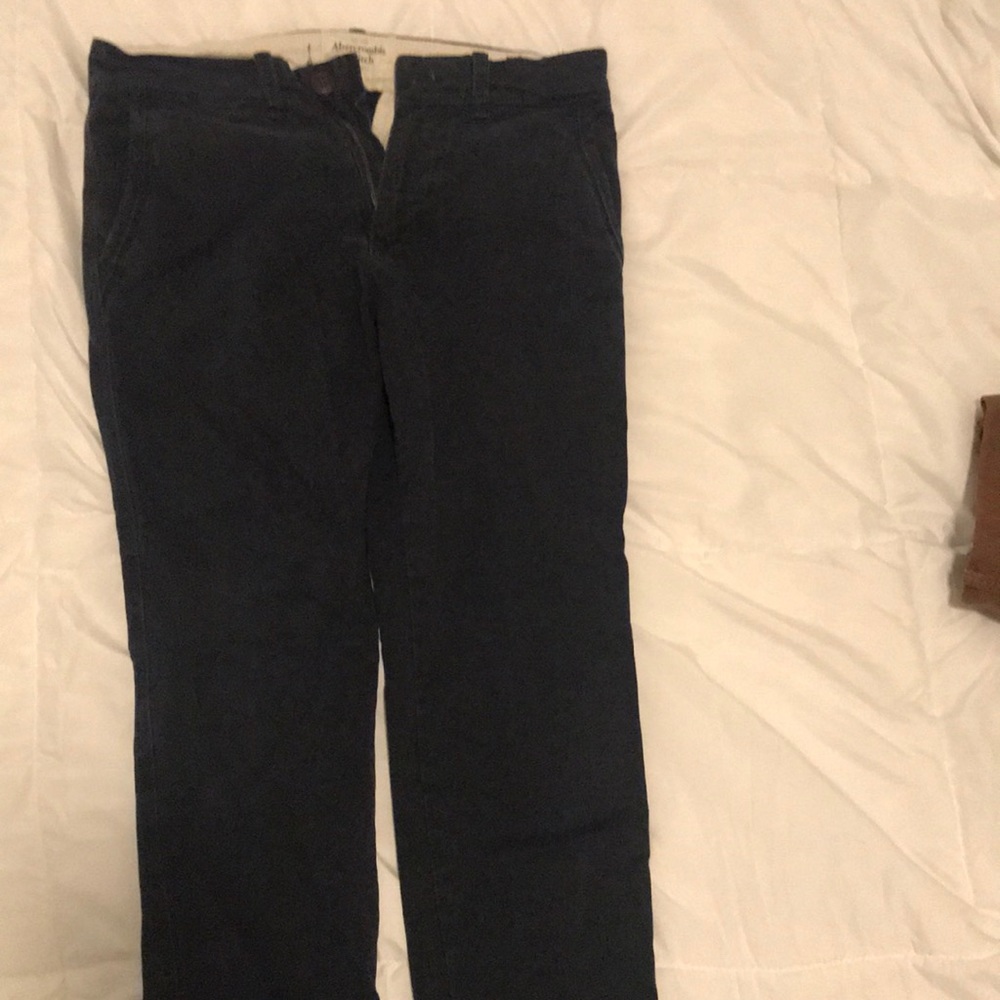 Men’s chinos